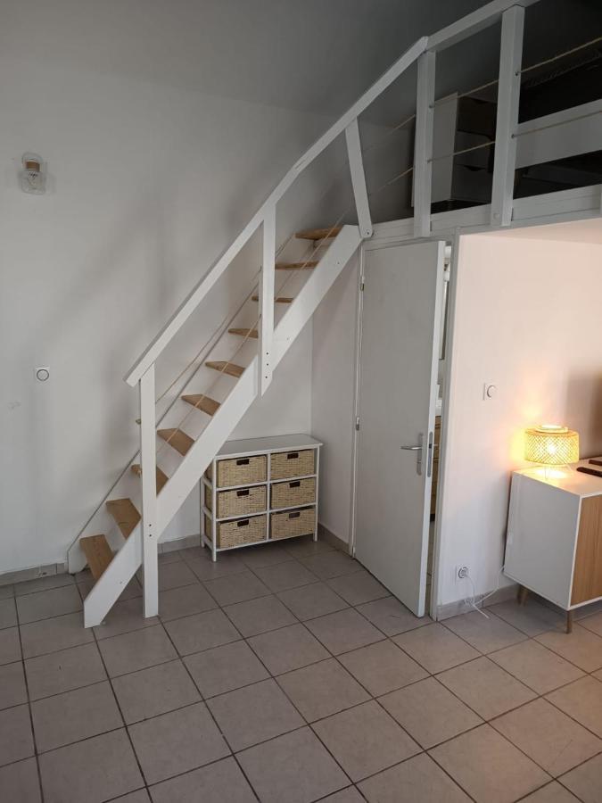Jolie Appartement Climatise 라시오타 외부 사진